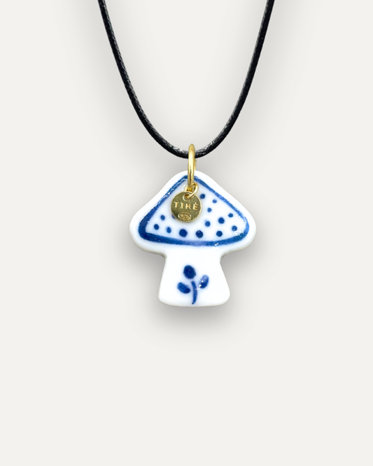Charm in Porcellana Fungo Blu