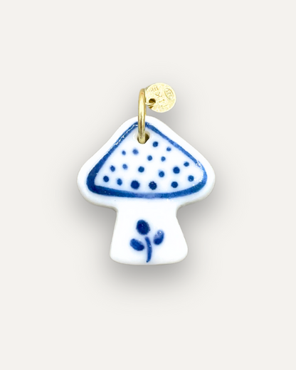 Charm in Porcellana Fungo Blu