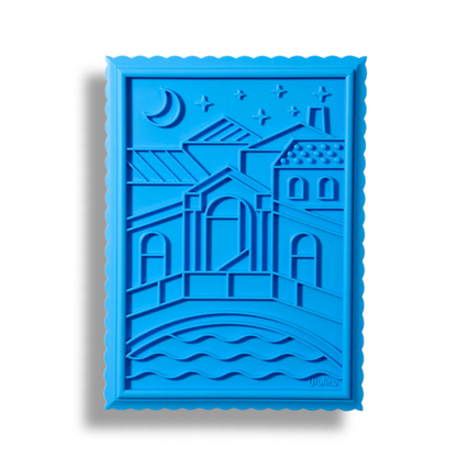 Lick Mat: Interactive Snack for Dogs