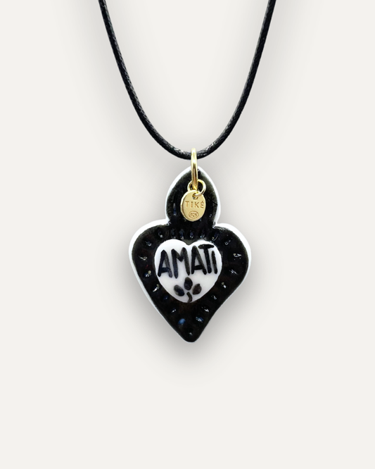 Charm de porcelana Sagrado Corazón Amati negro