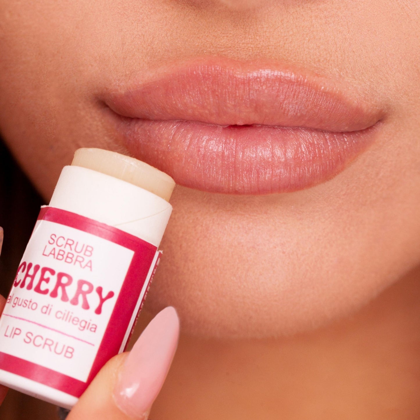 Lippenpeeling + Rouge Ruby Glow