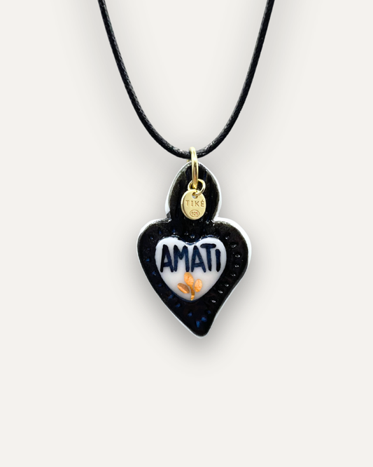 Charm in Porcellana Cuore Nero Amati Oro