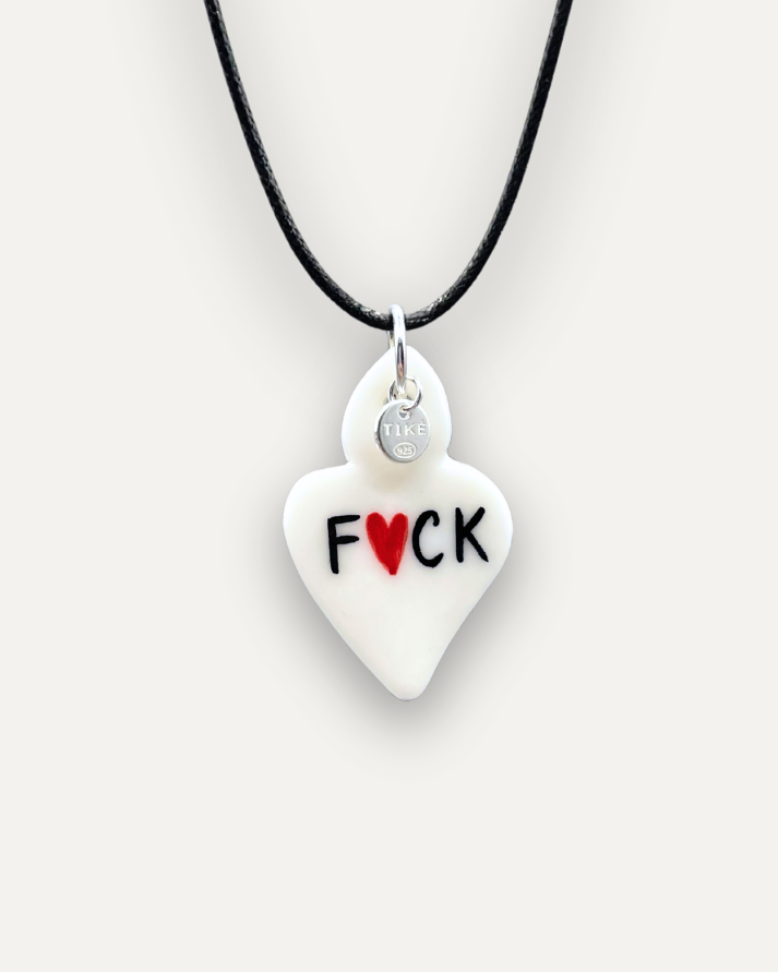 Charm in Porcellana Cuore Bianco Rebel