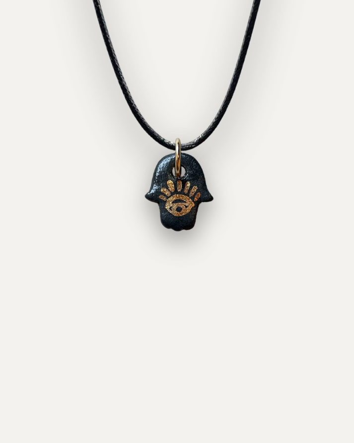 Porzellan-Charm Kleine schwarze Fatima-Hand