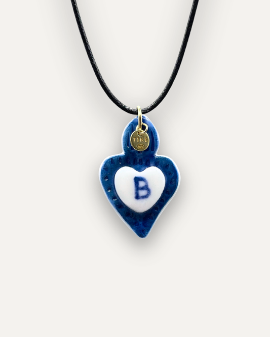 Charm de porcelana Corazón Azul - Letra B