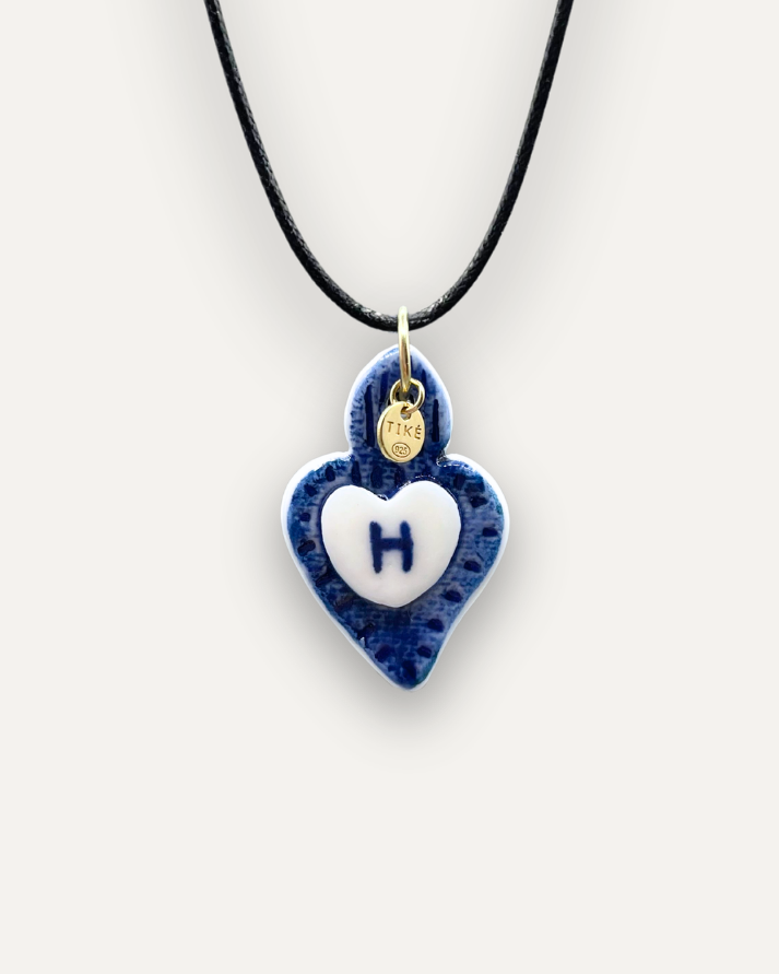 Charm in Porcellana Cuore Blu - Lettera H