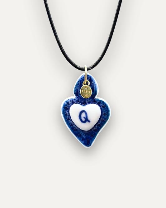 Charm in Porcellana Cuore Blu - Lettera Q