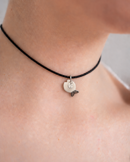 Charm in Porcellana Pesce Bianco coda Platino