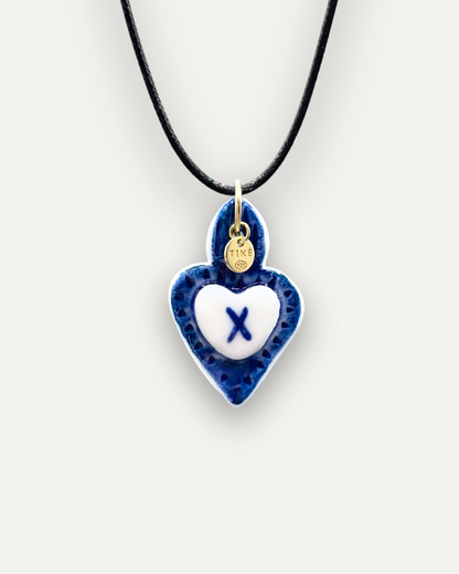 Charm de Porcelana Coração Azul - Letra X