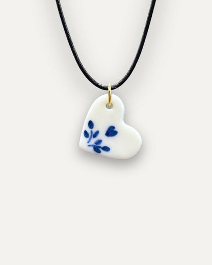 Charm in Porcellana Cuore Blu Fiorito