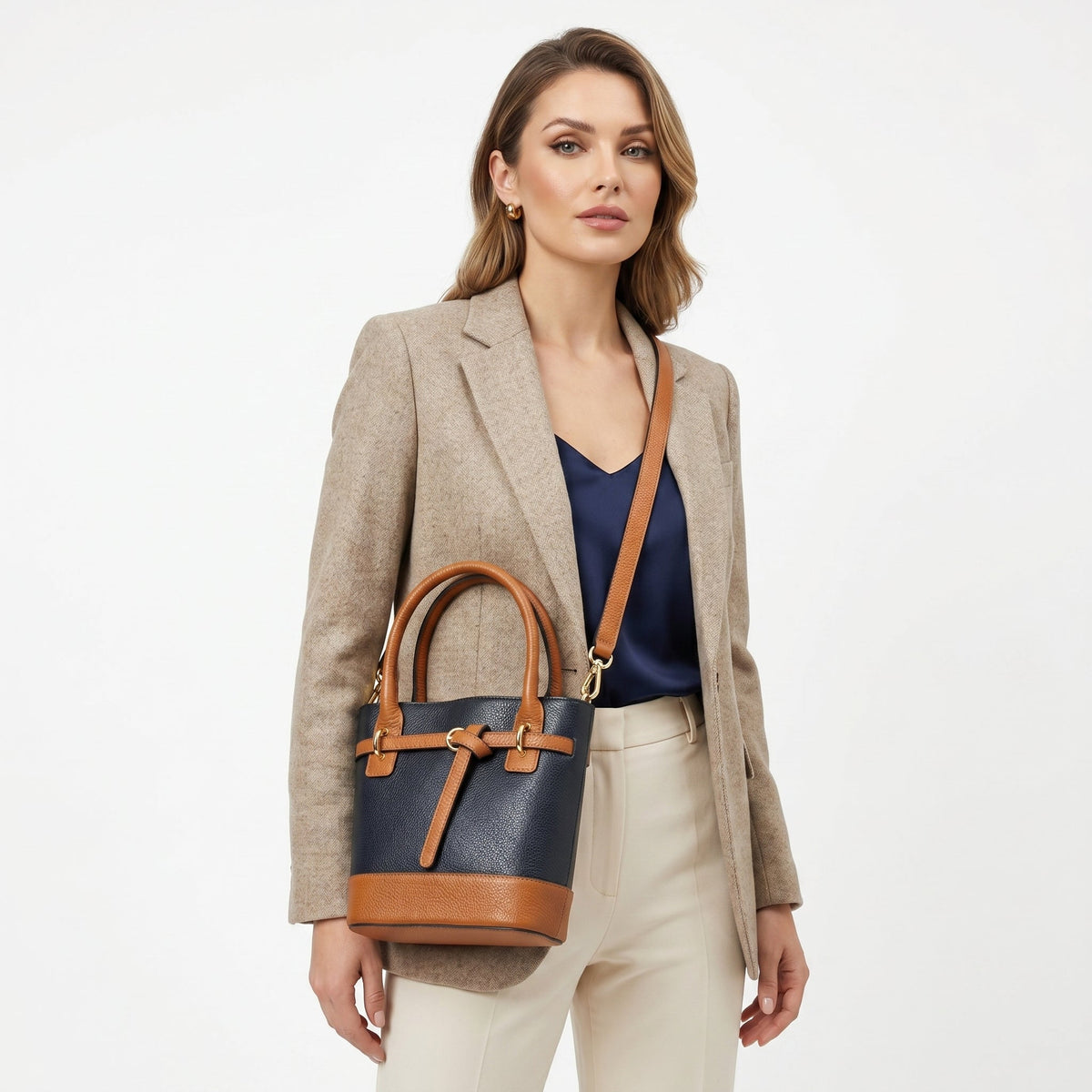 Bucky Borsa in Vera Pelle