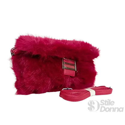 Rote Handtasche aus Kunstpelz