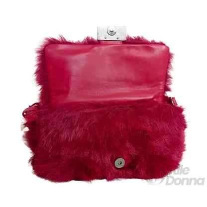 Rote Handtasche aus Kunstpelz