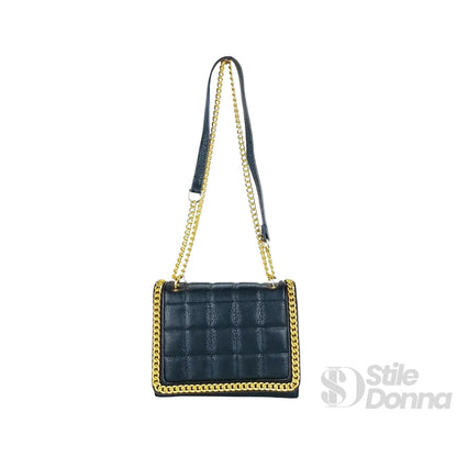 Bolsa Preta Matelassê com Corrente