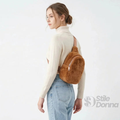 Mini-Tasche aus Kunstpelz