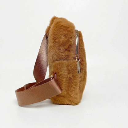 Mini-Tasche aus Kunstpelz