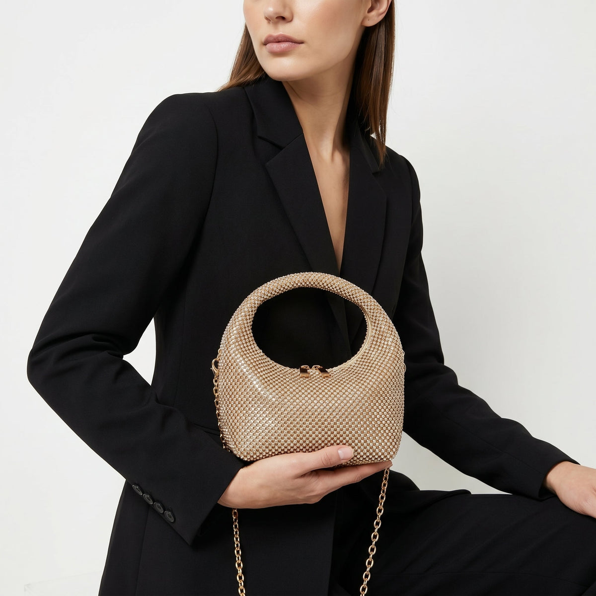 Abendtasche aus goldenem Strass-Mesh