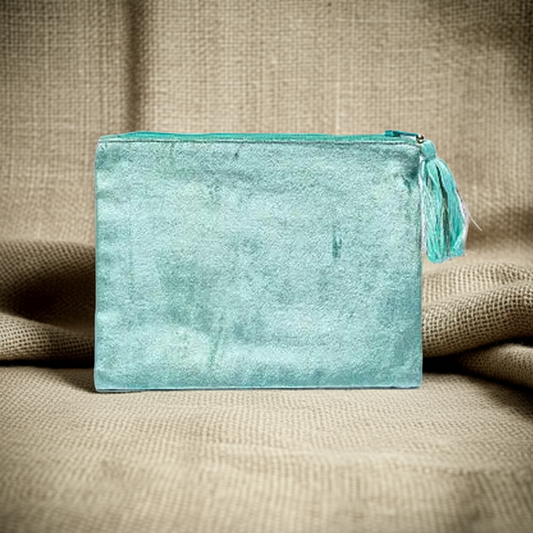 Pochette “Sole Luna” en velours vert émeraude brodée à la main