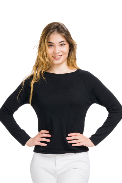 Gioconda: women's boat neck sweater