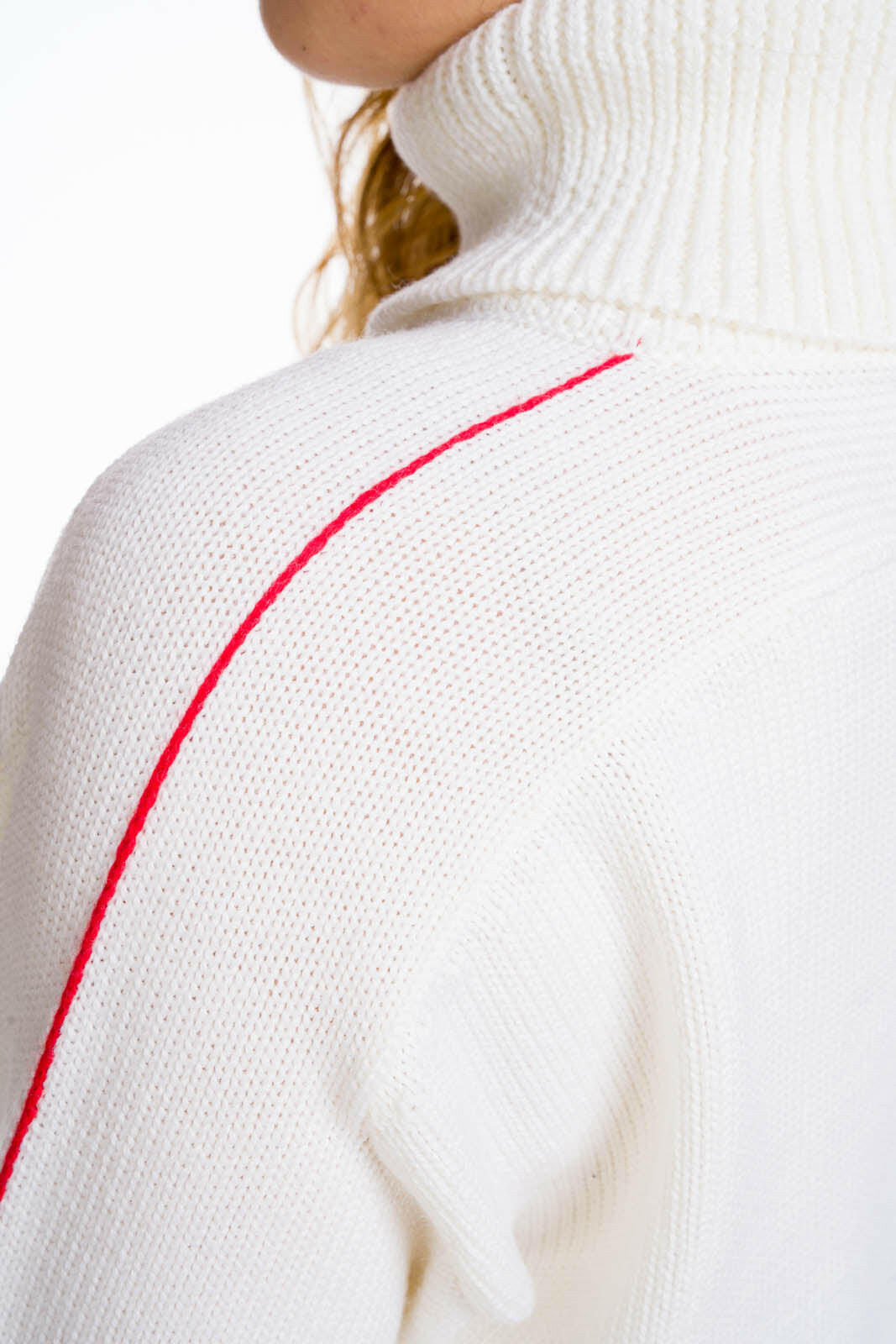 Tessa: women's turtleneck sweater in pure wool