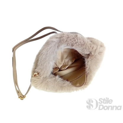 Mini sac hobo en fourrure synthétique