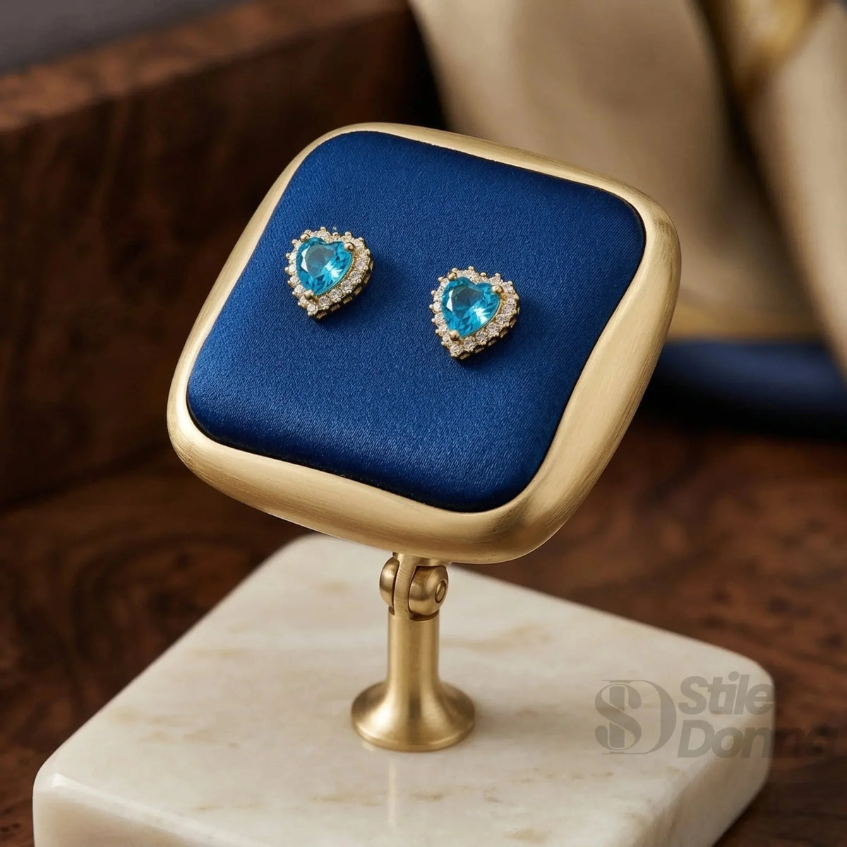 Azure Heart Orecchini con Cuore Azzurro