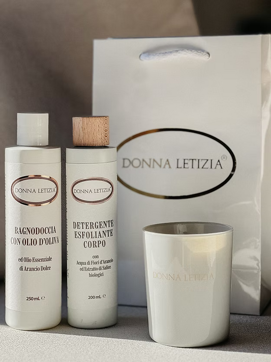 Gift Set: Shower Gel, Exfoliating Cleanser, and Candle