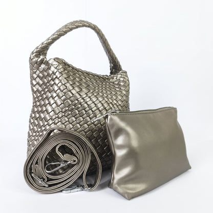 Bolsa de mão de couro sintético trançado