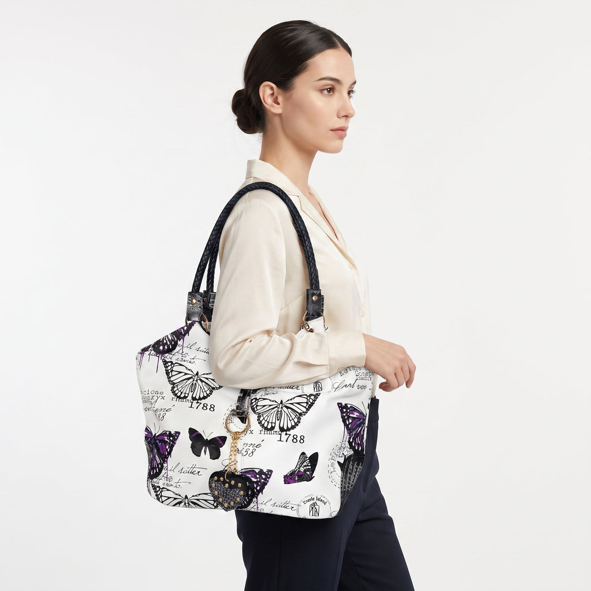 Adelina Handtasche aus Canvas mit Schmetterlingen