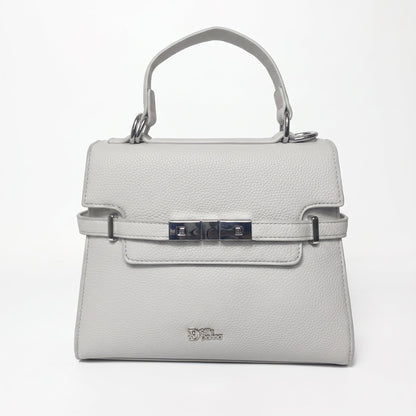 Tasche aus grauem Kunstleder