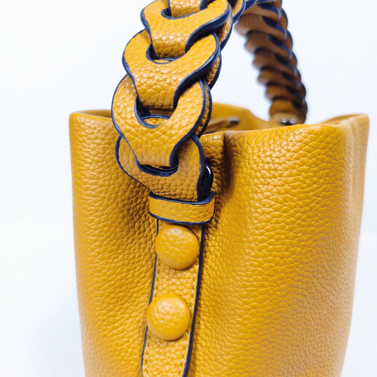 Borsa Secchiello Manico Intrecciato
