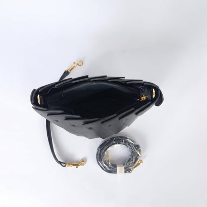Beuteltasche aus Kunstleder