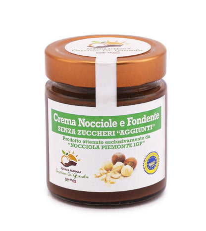 Creme de avelãs e chocolate amargo sem açúcares adicionados
