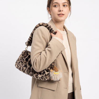 Gemma Schultertasche mit Leopardenmuster aus Kunstfell