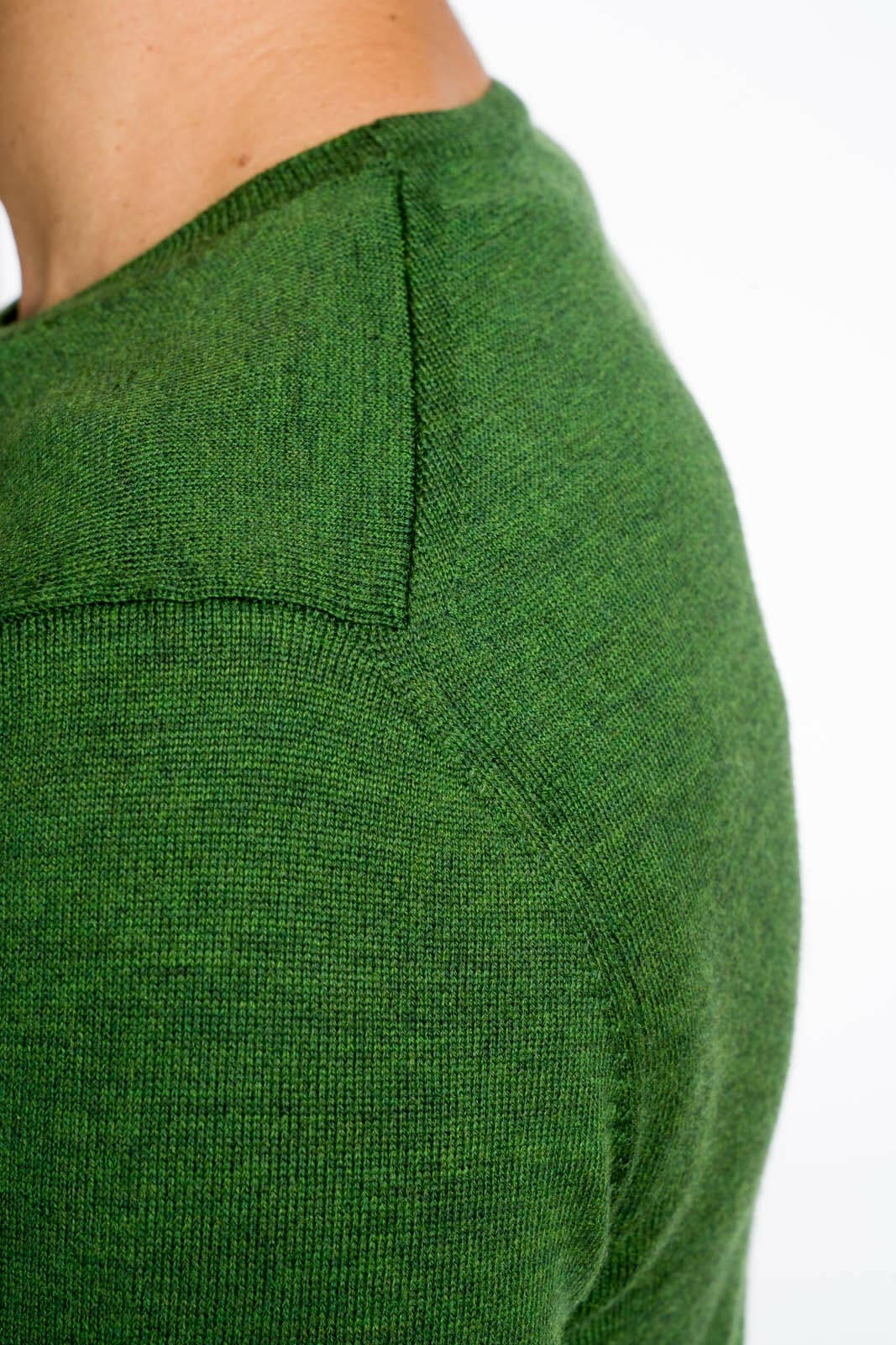 G MAN Pullover: camiseta clásica de hombre de cuello redondo en lana virgen merino