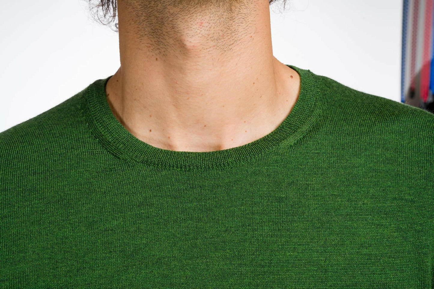 G MAN Pullover: camiseta clásica de hombre de cuello redondo en lana virgen merino