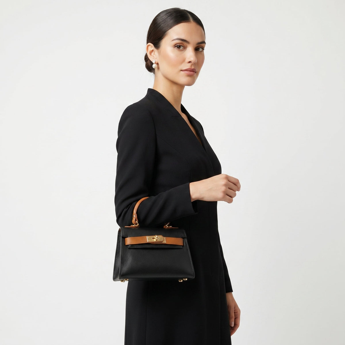 Mini Beky Handtasche aus echtem Leder