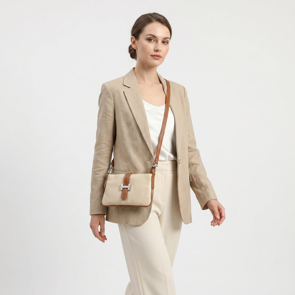 Matilde Borsa a Spalla in Vera Pelle