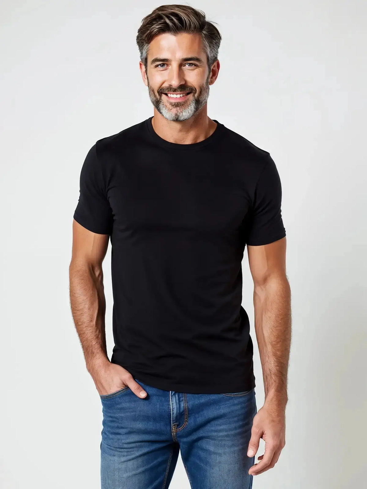 Marsala: men's black Muscle Fit t-shirt