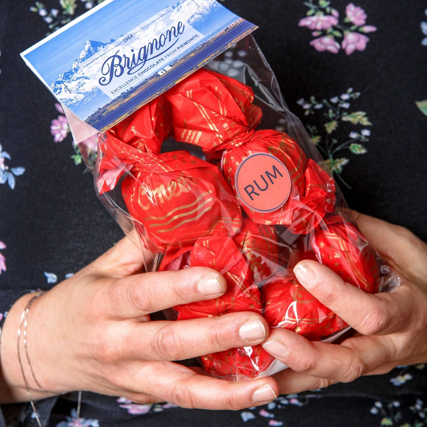 Handgefertigte Cuneesi mit Rum