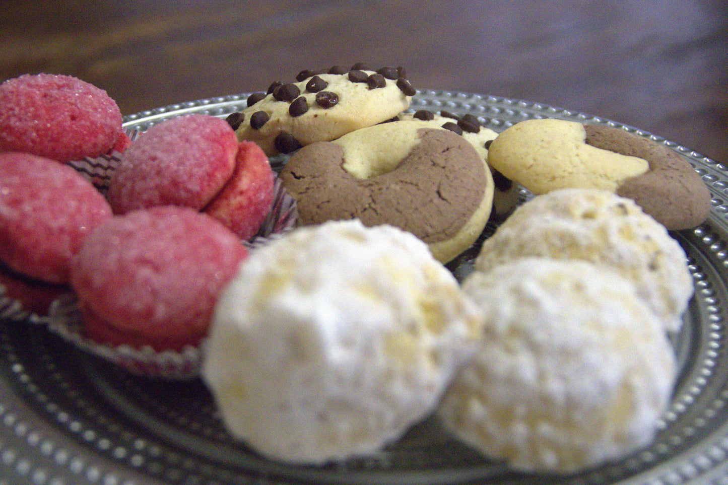 Pêssegos ao alchermes com chocolate
