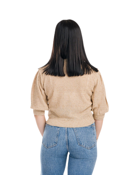 Jessica: camiseta de mujer de cuello redondo con mangas abullonadas e inserciones de encaje