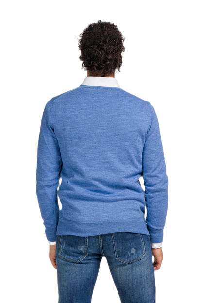 V Man Pullover: suéter masculino com decote em V