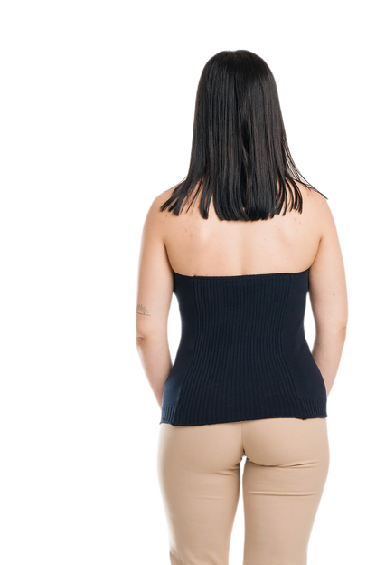 Giulia: top elegante de mujer con escote en V y espalda a canalé